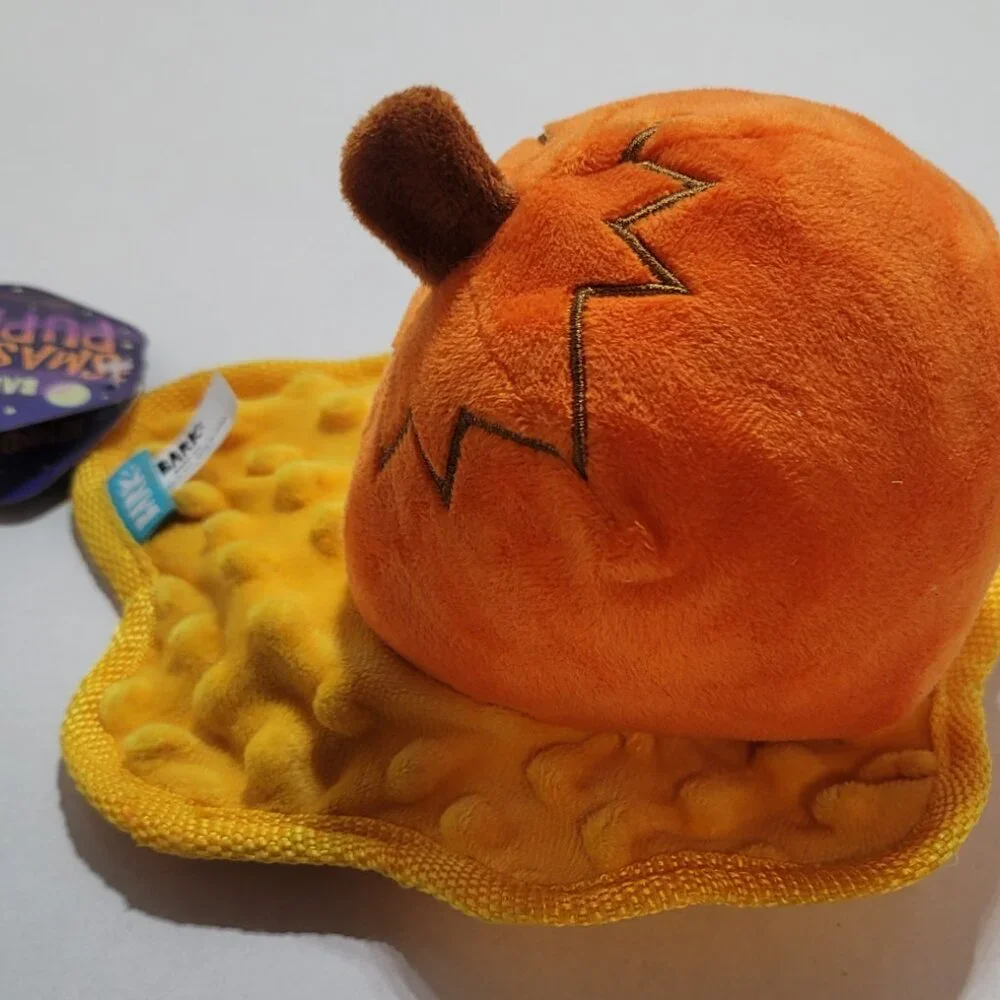 New Bark Box “ Smashing Pumpkin‎ “ Halloween Dog Toy Smashed Jack-O-Lantern Fall